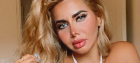 "مودل جيجي " باربي نجد تنشر صورة فاضحة جديدة